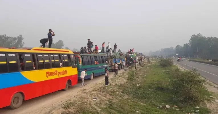 বঙ্গবন্ধু সেতু মহাসড়কে ১৩ কিমি যানজট, বিপাকে যাত্রীরা