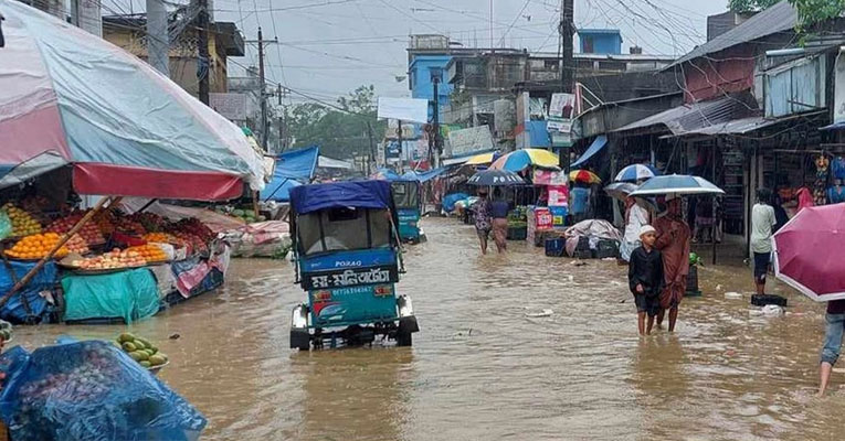 ২০ বছর পর বন্যার পানিতে তলিয়েছে সিলেট-তামাবিল মহাসড়ক