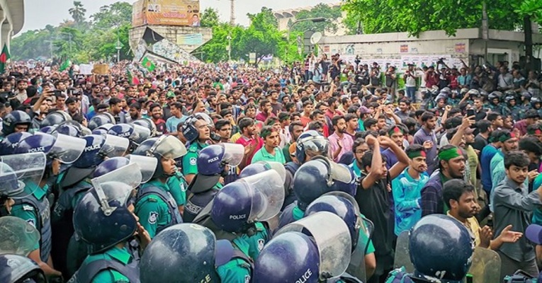 কোটা আন্দোলনকারীদের বিরুদ্ধে মামলা