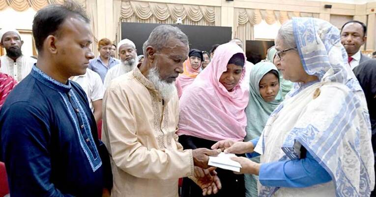 আন্দোলনে নিহত ৩৪ জনের পরিবার পেল প্রধানমন্ত্রীর অনুদান