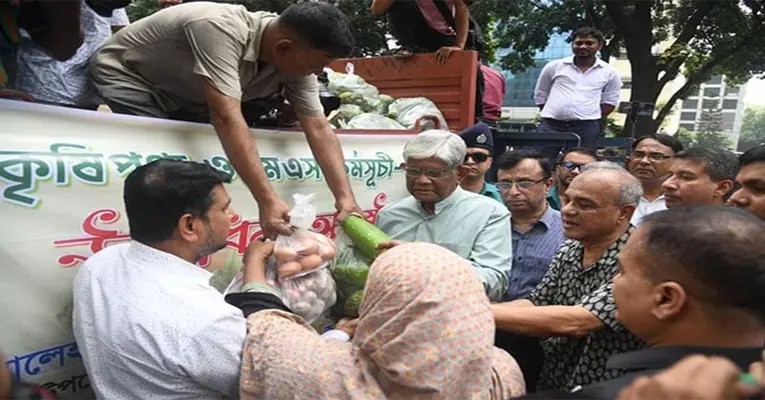 সুলভ মূল্যে ভোক্তা পাবে ১০ কৃষি পণ্য: বাণিজ্য উপদেষ্টা