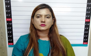 অভিনব বিয়ের ফাঁদ, বয়স্কদের টার্গেট ছিল সোনিয়ার