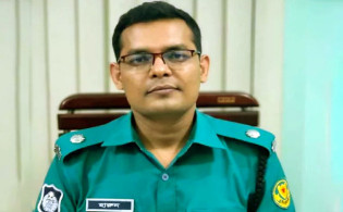 বরখাস্ত হচ্ছেন এডিসি হারুন