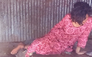 এক যুগেরও বেশি সময় ধরে শিকলবন্দি বাবা-মা হারা মেহনাজ