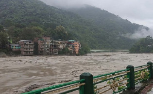 ভারতের সিকিমে বন্যা, শঙ্কায় বাংলাদেশ