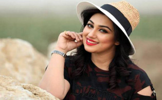 কাকে কটাক্ষ করলেন অপু বিশ্বাস?