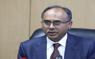 চার টিভিকে ডেকে বাংলাদেশ ব্যাংক গভর্নরের গোপন ব্রিফিং