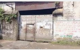শেয়ারবাজারের ৫ কোম্পানির উৎপাদন বন্ধ, ২টিতে তালা