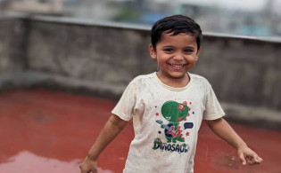 খৎনা করাতে গিয়ে শিশু মৃত্যু: কোটি টাকা ক্ষতিপূরণ চেয়ে রিট