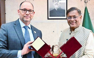 নতুন পররাষ্ট্রমন্ত্রীর সঙ্গে বৈঠক শেষে যা বললেন পিটার হাস