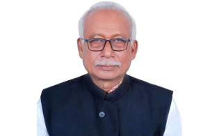 উপহারের স্বর্ণের নৌকা ফেরত দিয়ে আলোচনায় এমপি