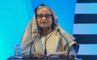 আমি চাই বীমা শিল্প স্মার্টলি এগিয়ে যাক: প্রধানমন্ত্রী