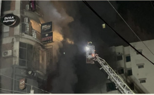 বেইলি রোডে রেস্টুরেন্টে আগুন, নিহত বেড়ে ৪৪