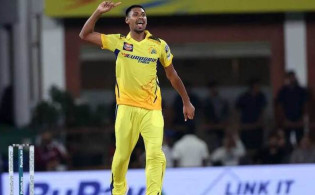 মোস্তাফিজের পতন, শীর্ষে নতুন নাম