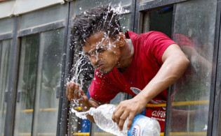 ফের ৭২ ঘণ্টার হিট অ্যালার্ট জারি