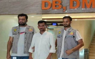 মিল্টন সমাদ্দারের বিরুদ্ধে মামলা, সব অপকর্ম বিবেচনায় নিচ্ছে ডিবি