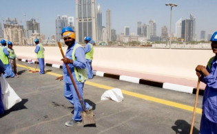 বিদেশে ৬০ লাখ কর্মী পাঠানোর পরিকল্পনা