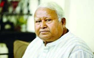 সরকারি খরচে হজে যাচ্ছেন বাম রাজনৈতিক দলের নেতাও