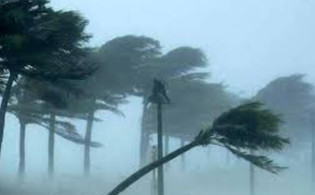 রাতে ৫ অঞ্চলে ৬০ কিলোমিটার বেগে ঝড়ের আভাস