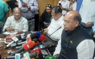 সব মন্ত্রণালয়ের কর্মকর্তা-কর্মচারীদের ছুটি বাতিল