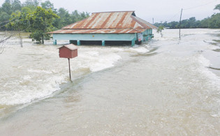 এবার বন্যা নিয়ে দুঃসংবাদ দিল আবহাওয়া অধিদফতর
