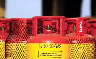 আবারও দাম কমলো এলপিজির