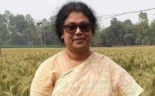 কৃষি সচিবের ১৩ মাসে ১১ বার বিদেশ ভ্রমণ
