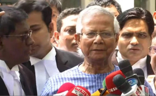 লোহার খাঁচার ভেতরে থাকাটা অপমানজনক, হয়রানি করা হচ্ছে : ড. ইউনূস