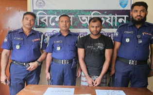 পাবলিকের গাড়ি ভেবে পুলিশের গাড়িতে ডাকাতি!