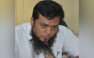 চাঁদা দাবির অভিযোগে কাস্টমস কর্মকর্তার বিরুদ্ধে মামলা