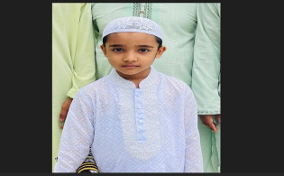 সাত বছরের ছেলে হারিয়েছে