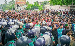 কোটা আন্দোলনকারীদের বিরুদ্ধে মামলা