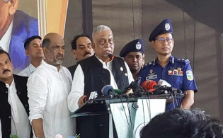 কোটা সংস্কারের আন্দোলন থামানো উচিত : স্বরাষ্ট্রমন্ত্রী