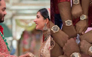 অতিথিরা পেলেন দুই কোটি টাকা মূল্যের সোনার ঘড়ি