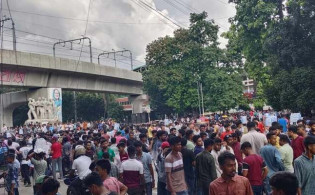 টিএসসি থেকে ভিসি চত্বর ছাত্রলীগের দখলে