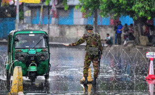 কারফিউ প্রত্যাখ্যান করলেন বৈষম্যবিরোধী সমন্বয়করা