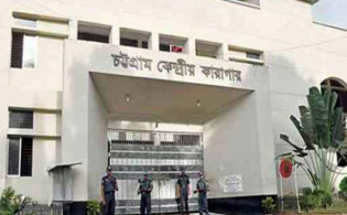 চট্টগ্রাম কেন্দ্রীয় কারাগারে বিদ্রোহ, সংঘর্ষ-গোলাগুলি