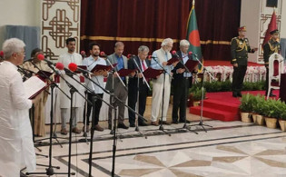 উপদেষ্টারা কে কোন মন্ত্রণালয়ের দায়িত্ব পেলেন