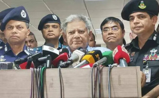 চাটুকারিতা করলেই মিডিয়া বন্ধ : স্বরাষ্ট্র উপদেষ্টা এম সাখাওয়াত
