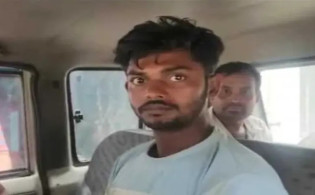 বিএসএফের জালে আটক পলাতক ছাত্রলীগ নেতা কাদের