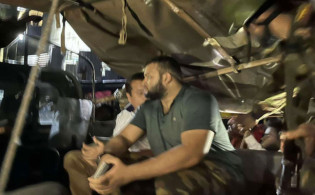 সাংবাদিক নির্যাতন, আমার সংবাদের সম্পাদক আটক