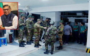 নসরুল হামিদের বাসায় অভিযানে যা পাওয়া গেল