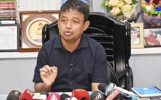 ডিবির সাবেক প্রধান হারুন ও তার স্ত্রীর দেশত্যাগে নিষেধাজ্ঞা