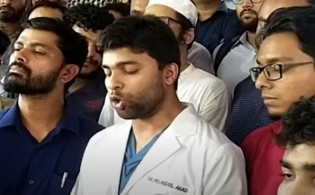 ঢামেক চিকিৎসকদের নতুন কর্মসূচি ঘোষণা