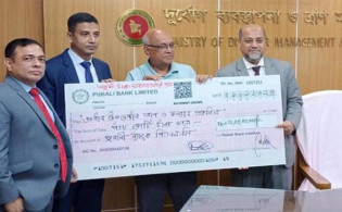 বন্যার্থদের ৫ কোটি টাকা দিল পূবালী ব্যাংক