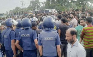 গাজীপুরে আজও শ্রমিকদের বিক্ষোভ