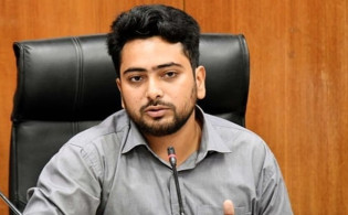 স্বৈরাচারের পরিণতির নিদর্শন হবে গণভবন: উপদেষ্টা নাহিদ