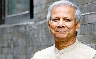 জুলাই বিপ্লবে শহীদদের স্বপ্ন পূরণ করা হবে: ড. ইউনূস
