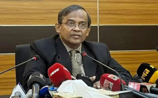 ‘যারা ডিসি হন নাই, তাদের ইজ্জতহানি হয় নাই’