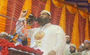 ‘হিন্দু ভাইয়েরা যত খুশি মূর্তি বানান আমরা পাহারা দেব’